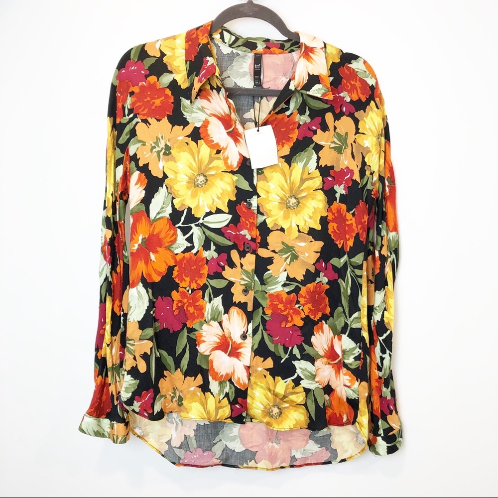 NWT ZARA • Long sleeve floral button up SMALL